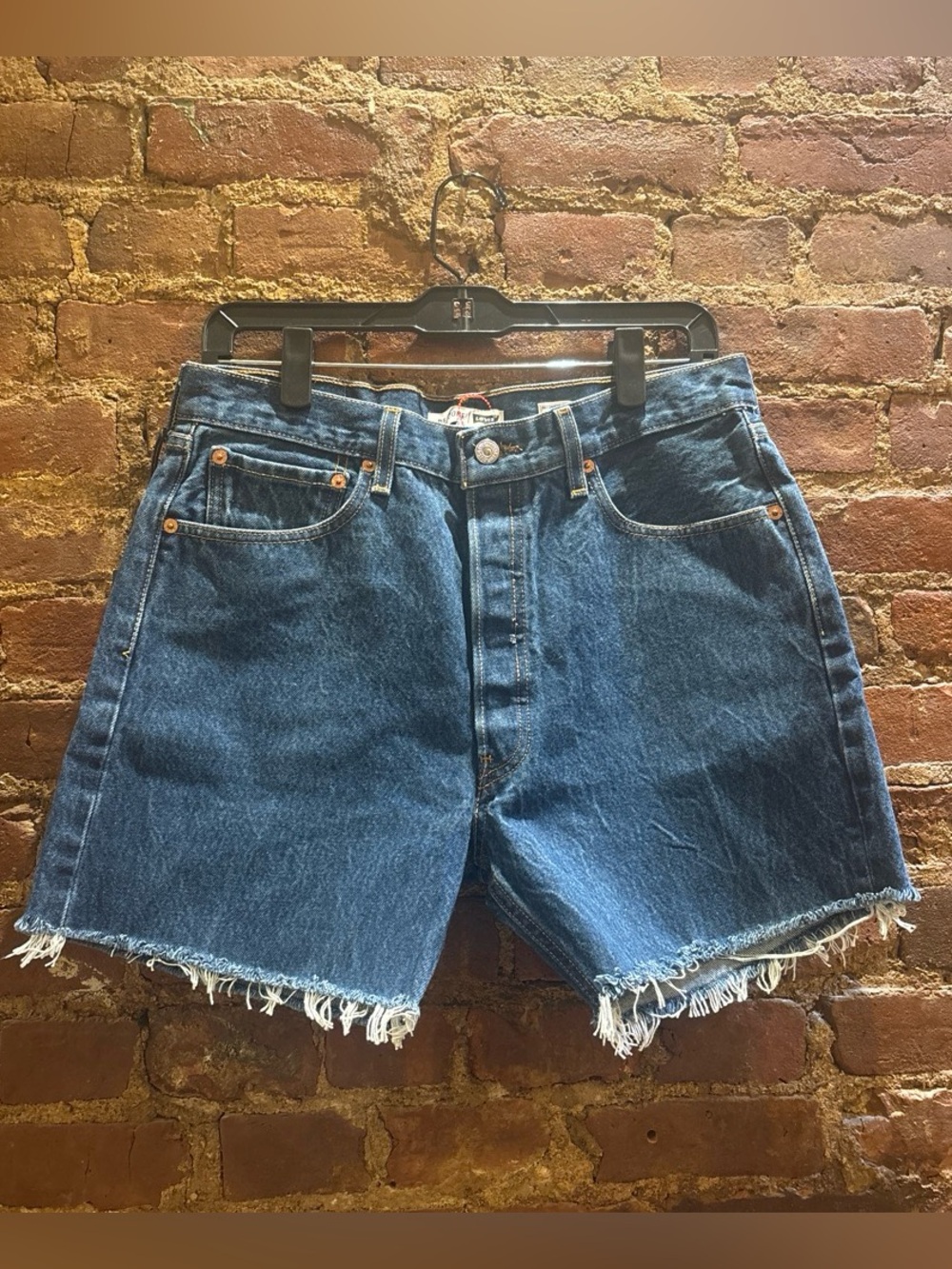 BRAND NEW WITH TAGS RE/DONE X LEVIS INDIGO BOY SHORT SIZE 26